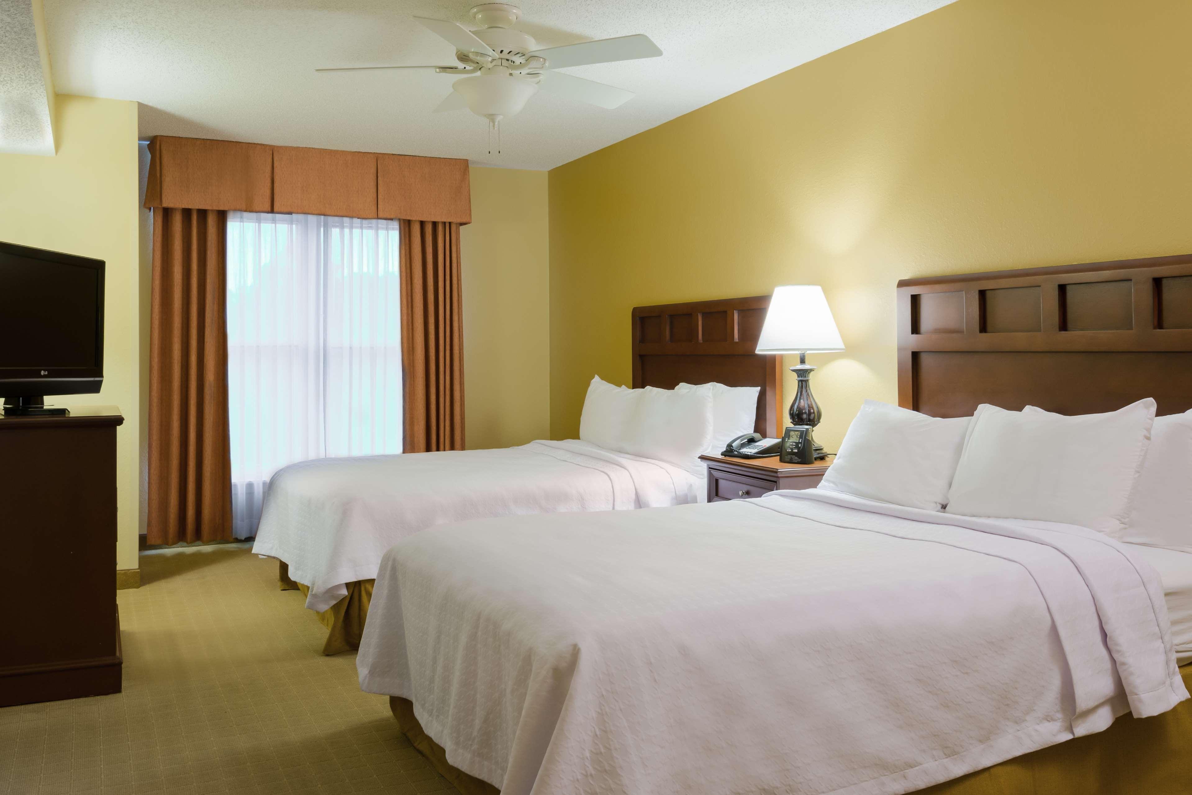 Hotel Homewood By Hilton Houston-clear 3*