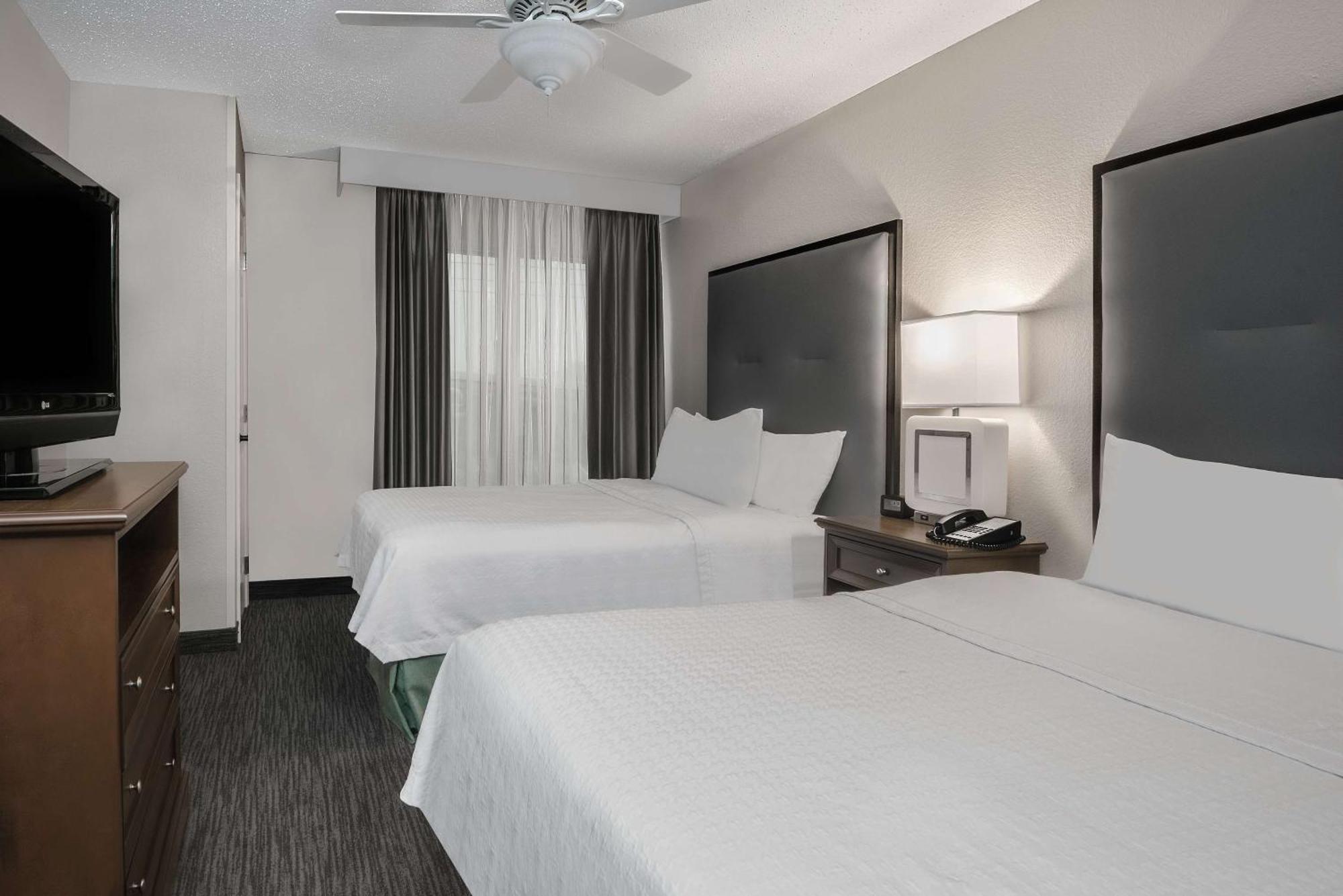 Homewood By Hilton Houston-clear 3* Webster